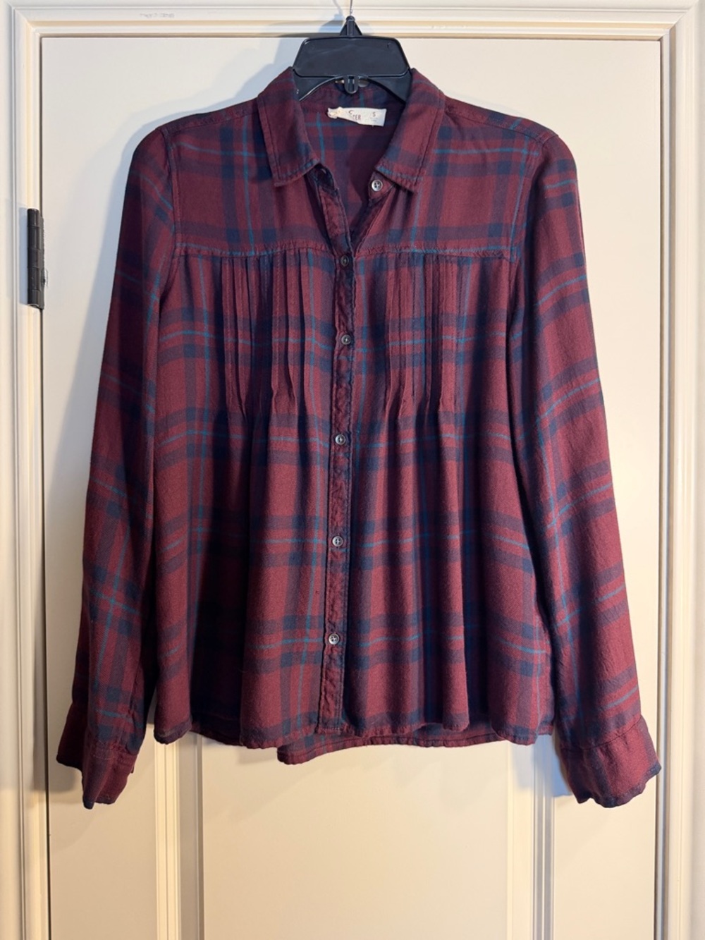 Hollister Burgundy & Navy Plaid Button-Down Shirt - Size Small